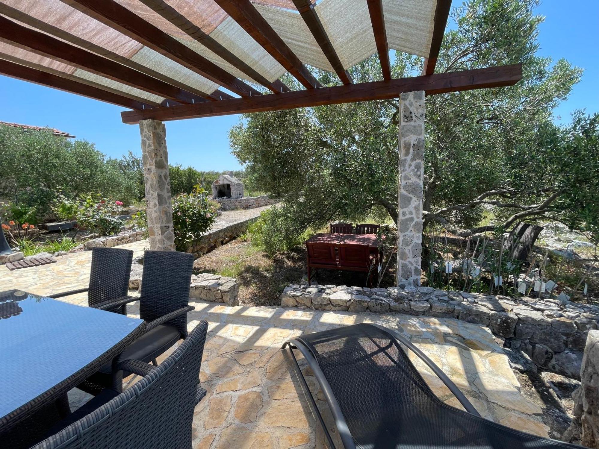 Holiday House Rusticana Sali, Dugi Otok Near Np Kornati Bagian luar foto